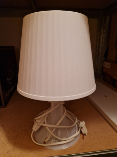 Lampička Ikea Lampan