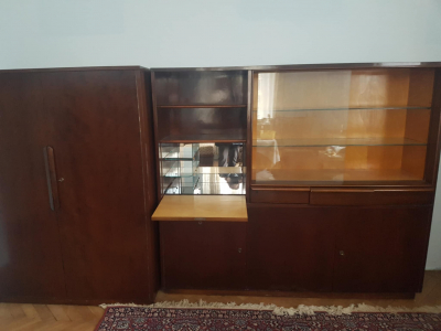 STAROŽITNÝ SEKRETÁŘ S BAREM , za odvoz