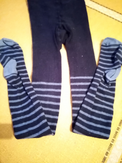 punčochče tmavé s pruhem