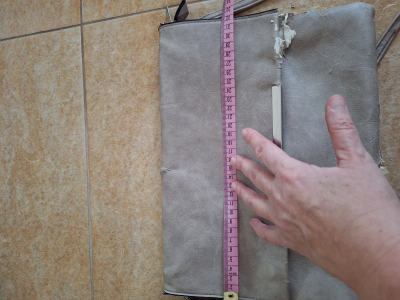 Kabelka pro vyuziti materialu