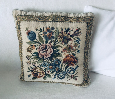 Retro polštář 35x35cm