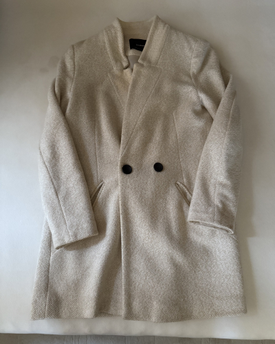 Béžový kabát Stradivarius