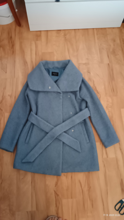 Kabátek Reserved 34