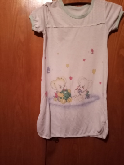 noční košilůka asi 4 r