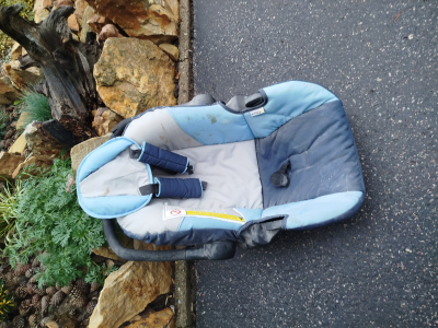 Sedačka pro miminkon