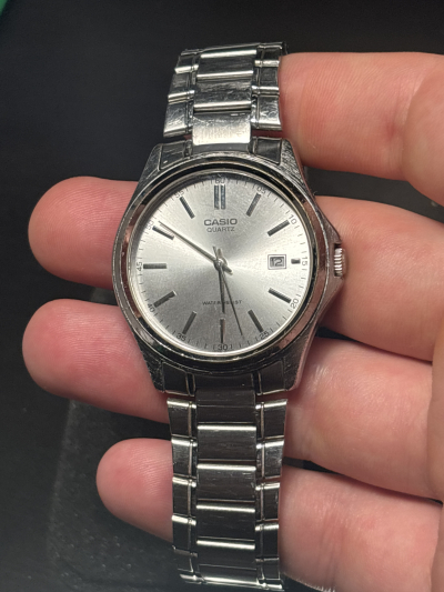 Hodinky Casio analogové