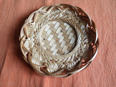 Proutěný "podnos" průměr 21 cm