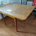 Starý rozkládací stůl 125x85 do 19. 11.