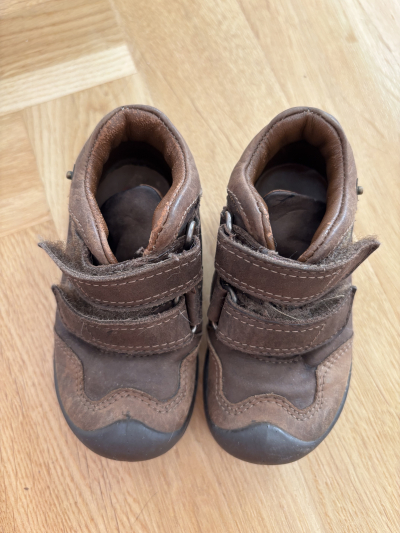 Daruji dětské boty vel. 19 a 21