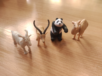 Zvířátka (většinou z Kinder vajíček)