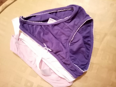 jednobarevné kalhotky  5-7