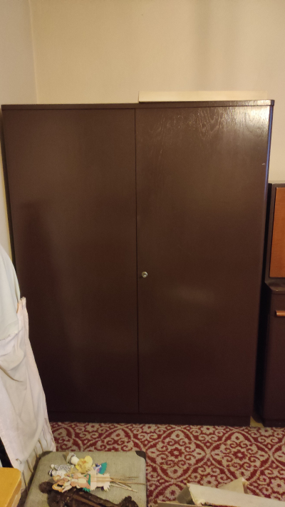 Sekretář se skříní na chalupu