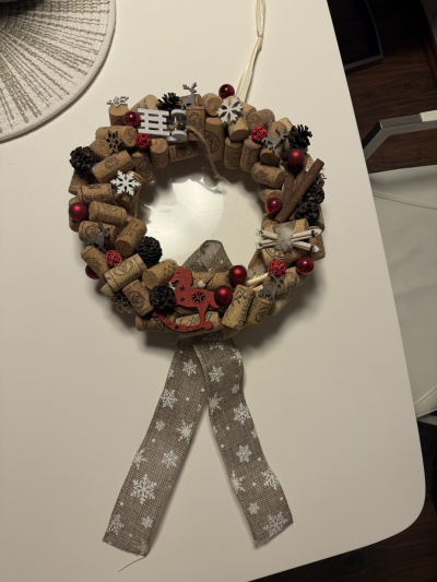 Vanocni venec korkovy