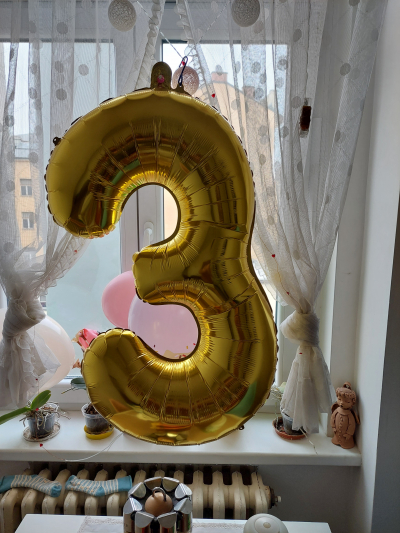 Nafouknutá 3 na oslavu