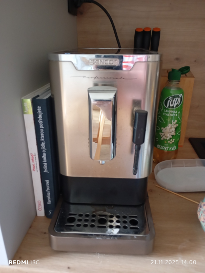 Automaticky kavovar Sencor