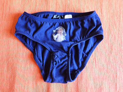 Kalhotky 2, velikost 122/128