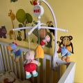 Kolotoč nad postýlku