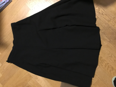 Sukne pas 36, delka 73