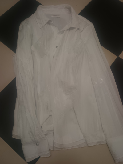 Bila halenka s flitriky M