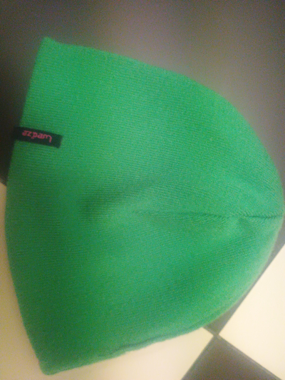 Oboustana cepice uvnit tmavoruzova