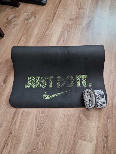 Podložka na jógu a bandáže na box