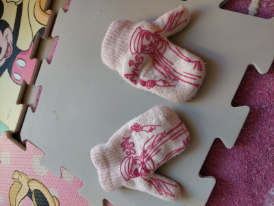 Růžové rukavice Barbie