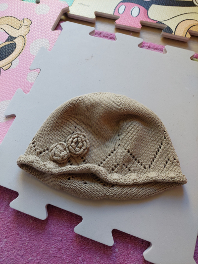 Čepice H&M vel.2-6 měsíců