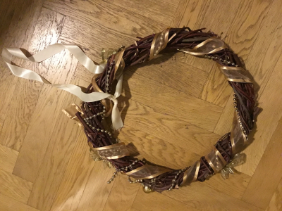 Venec k zaveseni nebo na stul