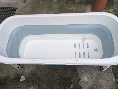 Skládací vana na bylinné koupele