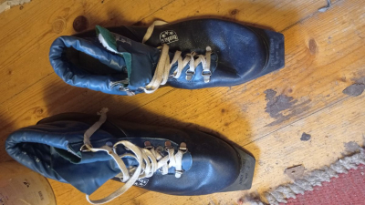 Boty na běžky, staré nepoužité cca vel 46