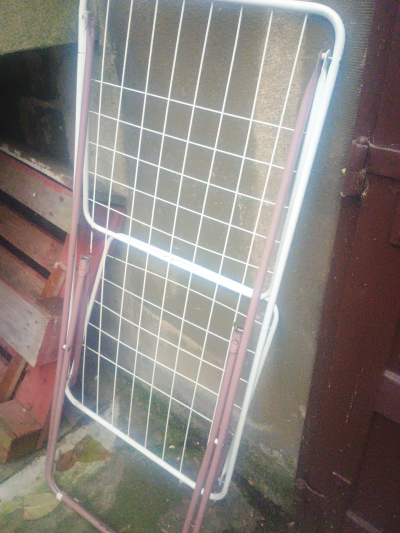 Vesak na pradlo, pouzivany, funkcni