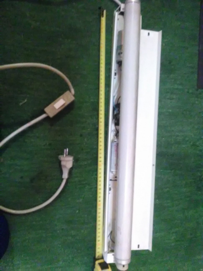 Zářivkové světlo- nefunční, pro kutila, zářivka nová