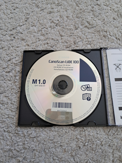 Nějaká CD s různým obsahem