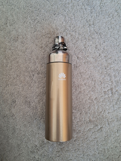 Termoska Huawei se sítkem na kávu/čaj