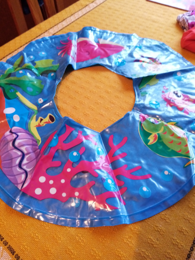 nafukovací kolo větší rybičky