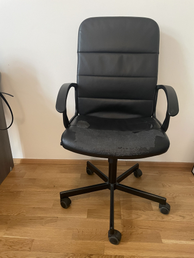 Kancelářská židle