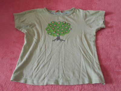 Tričko zelené zn. Hema vel. 110/116*