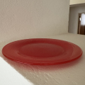Červený talíř