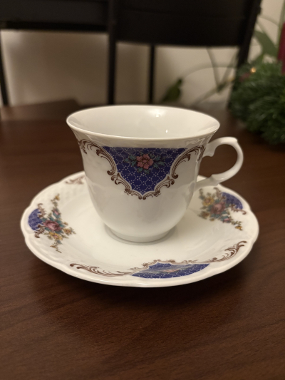 hrníček s podšálkem