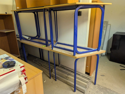 8x stůl lichoběžníkový