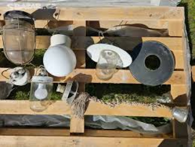 Zachraňujeme "škaredá" svítidla, stínidla, lustry a lampy