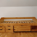 Jednolůžko se zásuvkami MAXIMA.