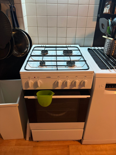 Sporák plynový s el. troubou Mora