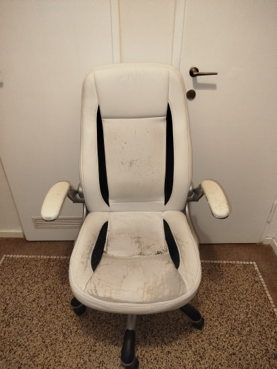 Kancelářská židle ( do dílny, garáže, na náhr. díly )