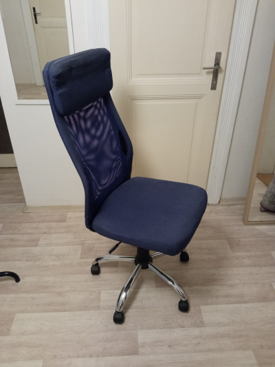 židle na kolečkách