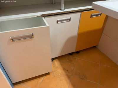 Šuplíky na kolečkách