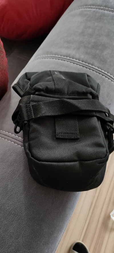 Brašnička na foťák nebo něco podobného