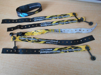 Náramky textilní na ruce vzorky,