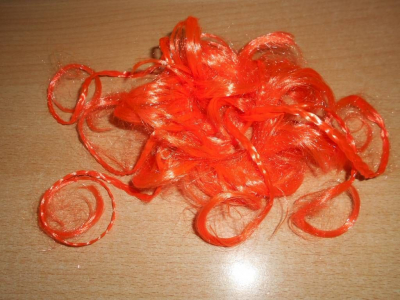 Ozdoba do vlasů s copánky, nebo na tvoření,