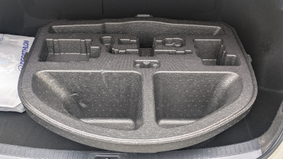 Toyota corolla vložka pod kufr